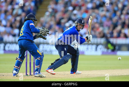 Englands Jason Roy Fledermäuse während der Royal London ein Tag International Series bei Edgbaston, Birmingham. Stockfoto