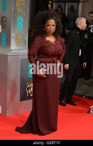 Oprah Winfrey bei der Ankunft bei den EE British Academy Film Awards 2014 im Royal Opera House, Bow Street, London. Stockfoto