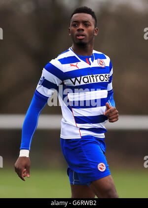 Fußball - Barclays U21-Premier League - Aston Villa V Reading - Bodymoor Heath Trainingsgelände Stockfoto