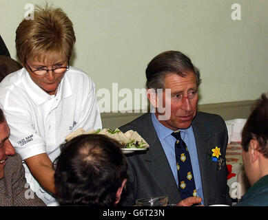 Prinz Charles in Skipton. Der Prinz von Wales bei einem Besuch Skipton. Stockfoto