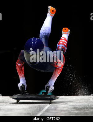 Shelley Rudman aus Großbritannien bei einem Trainingslauf im Sliding Center Sanki vor dem Start der Olympischen Spiele 2014 in Sotschi in Krasnaja Poljana, Russland. Stockfoto