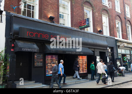 Ronnie Scotts Jazz-Club, Frith Street, London, UK Stockfoto