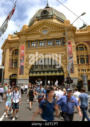 Reisestab – Melbourne. Bahnhof Flinders Street in Melbourne, Australien Stockfoto