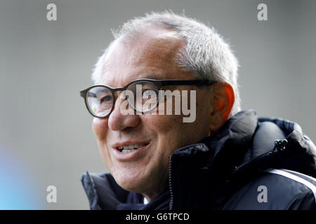 Fußball - Barclays Premier League - West Bromwich Albion gegen Fulham - The Hawthorns. Fulham Manager, Felix Magath bei den Hawthorns vor dem Spiel der Barclays Premier League bei den Hawthorns, West Bromwich. Stockfoto