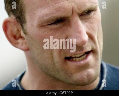 England Rugby-Kapitän Lawrence Dallaglio, vor dem Arc de Triomphe, Paris, Frankreich, vor dem RBS 6 Nations-Spiel gegen Frankreich. Stockfoto