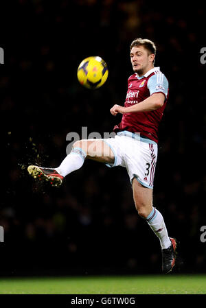 Fußball - Barclays Premier League - West Ham United / Norwich City - Upton Park. George McCartney, West Ham United Stockfoto