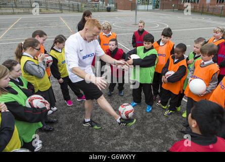 Beko Keepy-Uppy Challenge. Ermutigt Gemeinden in ganz Großbritannien, aktiv zu werden. Stockfoto