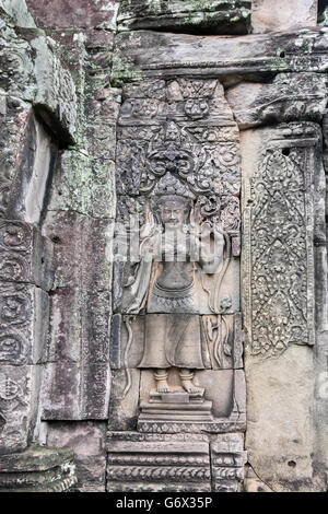 Geschnitzte Figur der Apsara, Bayon Tempel, Angkor Thom, in der Nähe von Siem Reap, Kambodscha Stockfoto