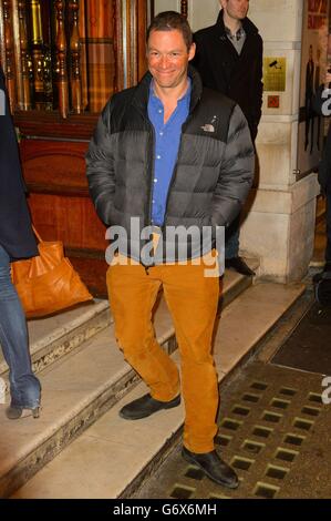 Dominic West bei der Pressekonferenz für die Full Monty im Noel Coward Theatre, London. Stockfoto