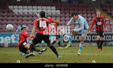 Fußball - Himmel Bet League One - Coventry City V Shrewsbury Town - Sixfields Stadion Stockfoto