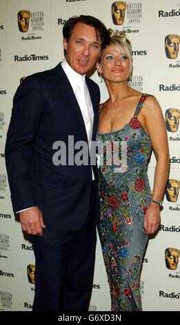 Die Schauspieler Martin Kemp und Zoe Lucker während der British Academy Television Awards (BAFTA) - gesponsert von Radio Times - im Grosvenor House Hotel in der Park Lane im Zentrum von London. Stockfoto