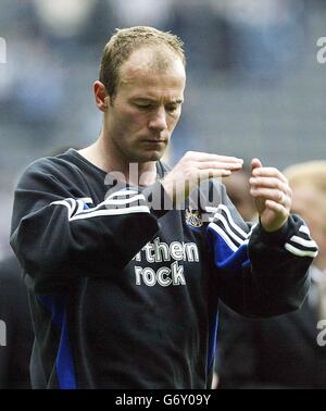 Newcastle United's Alan Shearer nach ihrem Barclaycard Premiership Spiel gegen Wolverhampton Wanderers im St James' Park, Newcastle-upon-Tyne. Newcastle United Drew 1-1 mit Wolverhampton Wanderers. Stockfoto