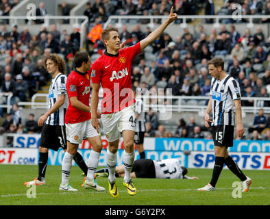 Fußball - Barclays Premier League - Newcastle United / Manchester United - St. James Park. Adnan Januzaj von Manchester United feiert das vierte Tor des Spiels seiner Seite. Stockfoto