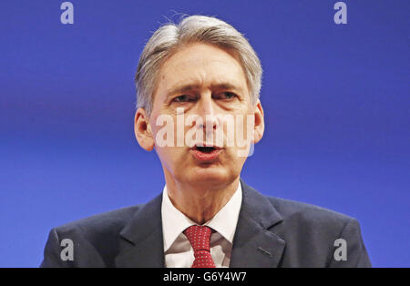 Verteidigungsminister Philip Hammond spricht im Edinburgh International Conference Centre auf der Parteikonferenz der schottischen Konservativen 2014 in Edinburgh. Stockfoto