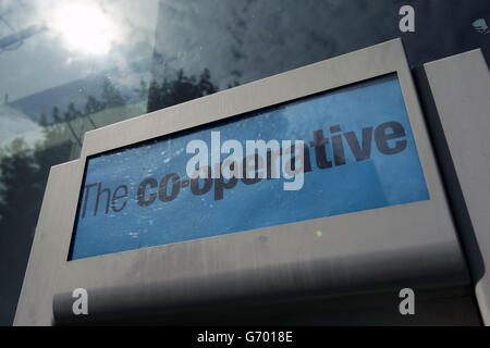 Eine Filiale der Genossenschaftsbank in Islington, Nord-London. Stockfoto