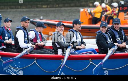 Rudern - Großbritannien Rudern und RNLI Photocall - Themse Stockfoto