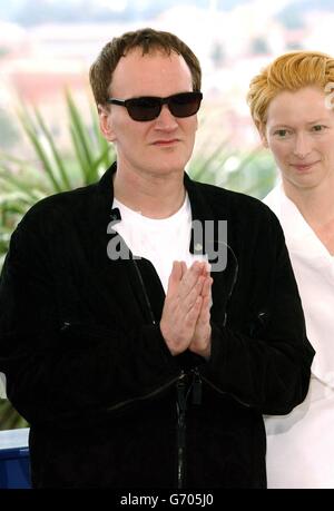 QUENTIN Tarantino, US-Regisseur und Jurypräsident, posiert für Fotografen während einer Fotoschau für die Jury auf der Riviera Terrace beim 57. Cannes Film Festival in Cannes, Frankreich. Stockfoto