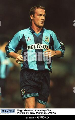 Fußball - FA Carling Premiership - Coventry City / Liverpool - Highfield Road. Regis Genaux, Coventry City Stockfoto