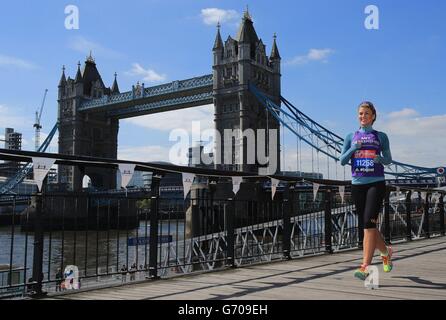 Leichtathletik - Virgin London Marathon 2014 - prominente Photocall - Tower Bridge Stockfoto