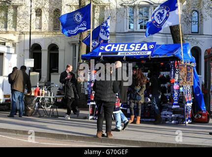 Fußball - UEFA Champions League - Viertel-Final - Rückspiel - Chelsea V Paris Saint-Germain - Stamford Bridge Stockfoto