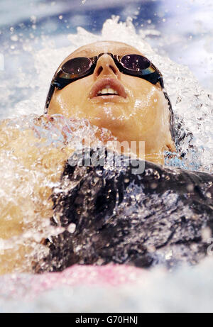 Sophie Allen tritt bei den Womans Open 200m im Heats während der British Gas Swimming Championships 2014 im Tollcross International Swimming Center, Glasgow, an. DRÜCKEN SIE VERBANDSFOTO. Bilddatum: Sonntag, 13. April 2014. Bildnachweis sollte lauten: Danny Lawson/PA Wire Stockfoto