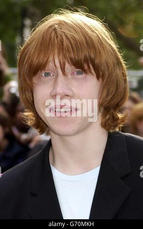 Rupert Grint (der Ron Weasley spielt) kommt zur britischen Premiere von Harry Potter und der Gefangene von Azkaban auf dem Odeon Leicester Square in Central London, dem dritten Film aus der Buchreihe des Autors JK Rowling über den Jungen-Zauberer. Stockfoto