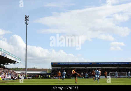 Fußball - Sky Bet League One - Coventry City / Wolverhampton Wanderers - Sixfields Stadium. Ein allgemeiner Überblick über die Action während des Sky Bet League One-Spiels im Sixfields Stadium, Northampton. Stockfoto