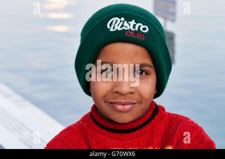 Nicht identifizierte indische Sikh-jungen in Golden Temple (Harmandir Sahib auch Darbar Sahib) Stockfoto