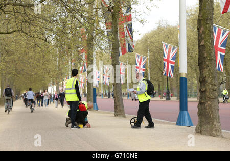 Leichtathletik - Virgin Money London Marathon 2014 - Marathon Vorbereitung - der Mall Stockfoto