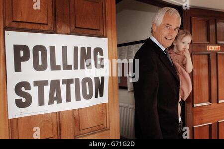 Robert Kilroy-Silk lokalen & Europäische Wahlen Stockfoto