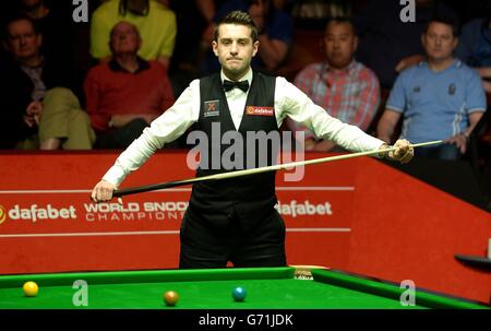 Snooker - Dafabet Snooker-WM - Tag 16 - Tiegel Stockfoto