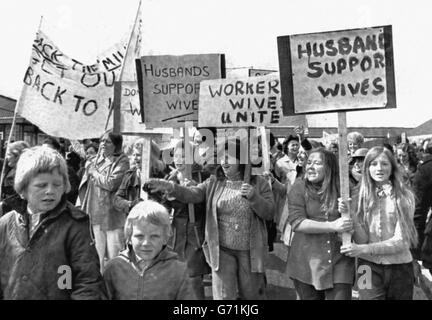 News - British Leyland Entlassung Protest - Ehefrauen März - Cowley Stockfoto