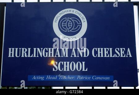 Die Hurlingham and Chelsea School in der Nähe der Szene, wo ein 15-jähriger Junge nach einem Kampf in der Straße in der Nähe der Hurlingham and Chelsea School in Fulham, West London, an diesem Nachmittag erstochen wurde. Drei Jugendliche, alle schwarz, rannten von der Szene, sagte die Polizei. Das Opfer wurde in das nahe gelegene Chelsea und Westminster Hospital gebracht, wurde aber kurz nach der Ankunft als tot bestätigt. Scotland Yard sagte Offiziere glauben, dass sie den Namen des toten Jungen kennen, aber warten auf die formale Identifizierung durch seine Familie. Ein post mortem muss noch eingeplant werden. Stockfoto