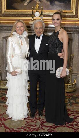 (Von links nach rechts) Ricky Anne Loew-Beer, Ralph Lauren und Cara Delevingne bei einem Abendessen zur Feier der Arbeit des Royal Marshden im Windsor Castle, Berkshire. Stockfoto
