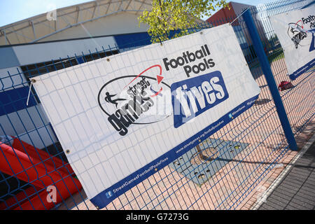 Ein allgemeiner Blick auf das Branding während der Cardiff Street Games im House of Sport Cardiff. Stockfoto