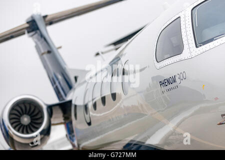 Embraer Phenom 300 Business-Jet-Flugzeuge Stockfoto