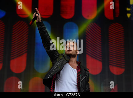 BBC Radio 1 großes Wochenende - Glasgow. Liam Payne von One Direction tritt während des Big Weekends von Radio1 im Glasgow Green auf der Bühne auf. Stockfoto