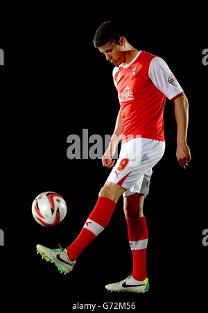 Fußball - Sky Bet League One - Rotherham United Play Off Feature 2013/14 - New York Stadium. Alex Revell, Rotherham United Stockfoto