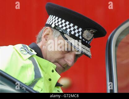 Humberside Chief Constable David Westwood beschließt als örtliche Polizeibehörde, ihn nicht auszusetzen und vom Obersten Gerichtshof auf eine Entscheidung über seine Zukunft zu warten. Stockfoto