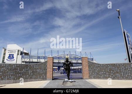 Fußball - Barclays U18 Premier League - Finale - Manchester City / Everton - Goodison Park. Eine allgemeine Ansicht von Dixie's Wall of Fame im Goodison Park Stockfoto