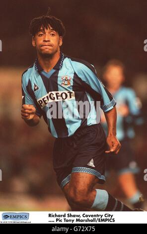 Fußball - FA Carling Premiership - Coventry City / Liverpool - Highfield Road. Richard Shaw, Coventry City Stockfoto