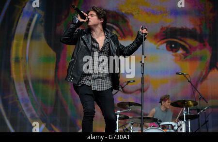 BBC Radio 1 großes Wochenende - Glasgow. The Vamps beim Big Weekend von Radio 1 in Glasgow Green, Glasgow. Stockfoto