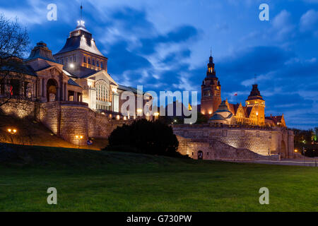 Stettin Waly Chrobry bei Nacht, Polen, Europa. Stockfoto