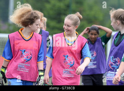 Fußball - Fußball-Liga weibliche Entwicklung Fußballfest - St. Georges Park Stockfoto