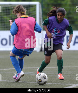 Fußball - Fußball-Liga weibliche Entwicklung Fußballfest - St. Georges Park Stockfoto