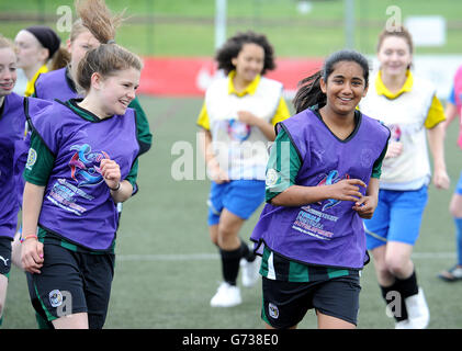 Fußball - Fußball-Liga weibliche Entwicklung Fußballfest - St. Georges Park Stockfoto