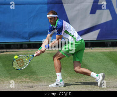 Der Luxemburger Gilles Muller im Einsatz gegen den Australier Samuel Groth während der AEGON Nottingham Challenge im Nottingham Tennis Center, Nottingham. Stockfoto