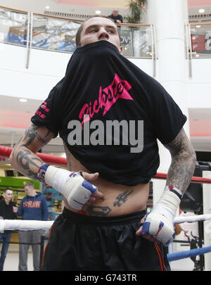 Boxen - Ricky Burns Öffentlichkeitsarbeit heraus - Braehead Einkaufszentrum Stockfoto