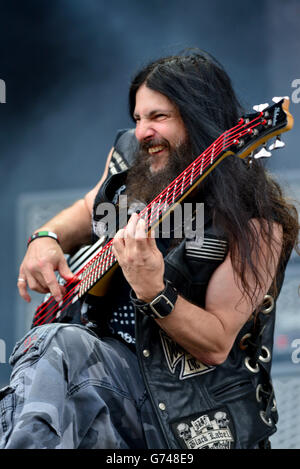 John DeServio von Black Label Society tritt während des Tages eines der 2014 Download Festival im Donington Park. Stockfoto