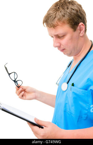 Ernst Arzt liest die Einträge im Verzeichnis ohne Brille Stockfoto